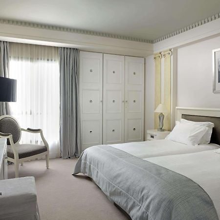 Njv 아테네 플라자 호텔 객실 사진 A room at the Hotel de la Paix