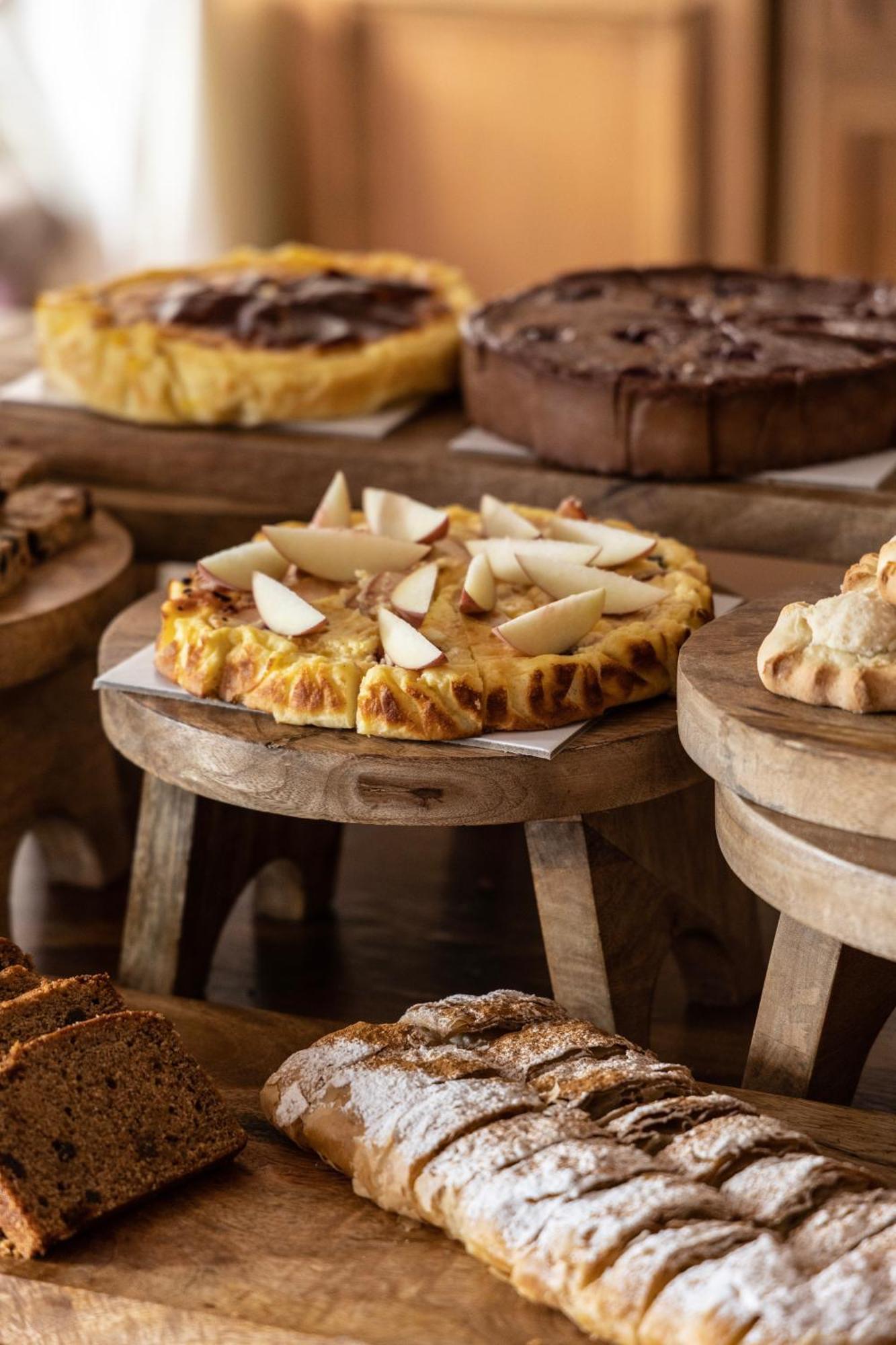 Njv 아테네 플라자 호텔 외부 사진 A coconut tart